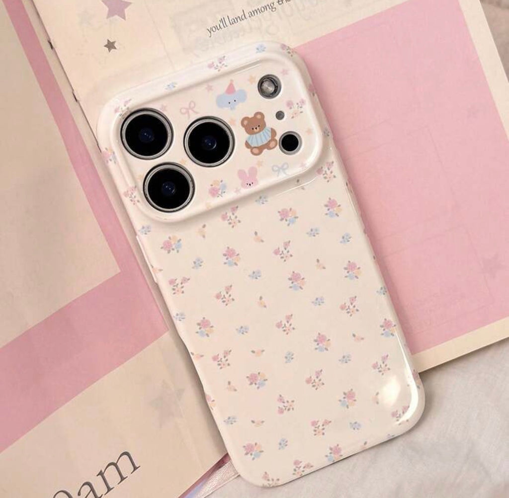 iPhone 13/14 - Floral Bear Case