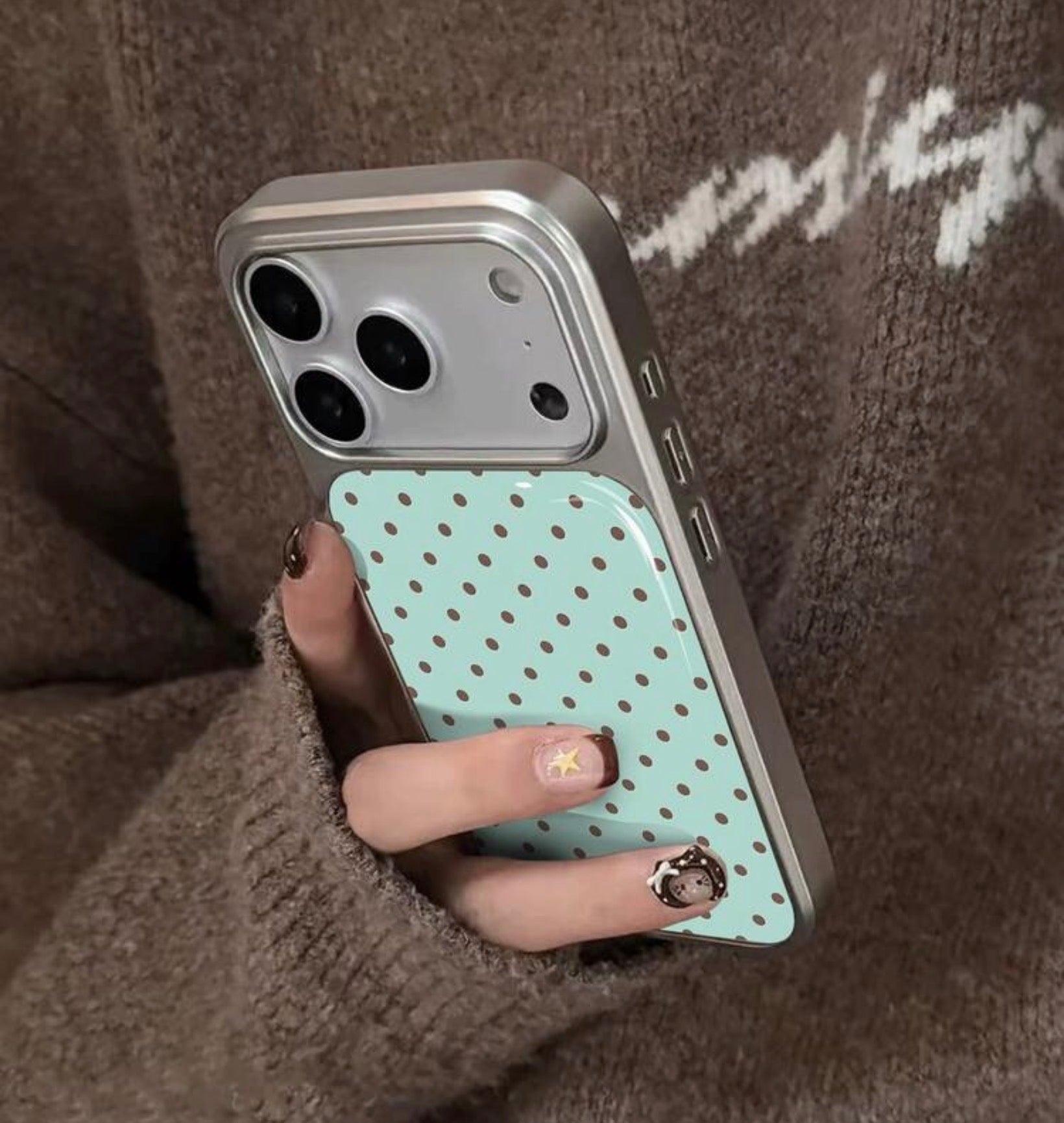 iPhone 17 - Polka Dot Silver Frame Case