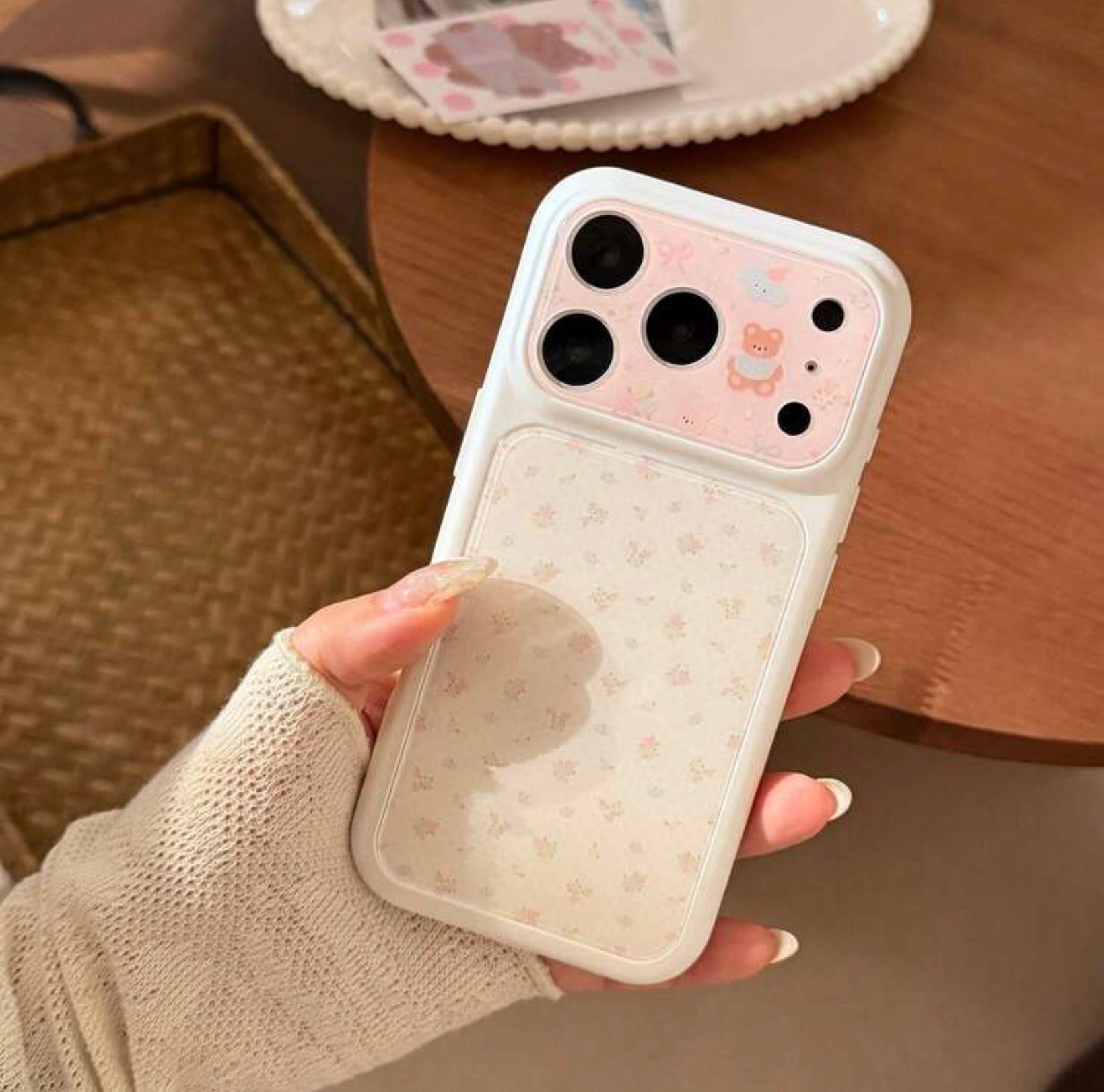 iPhone 17 - Bear Glossy Case