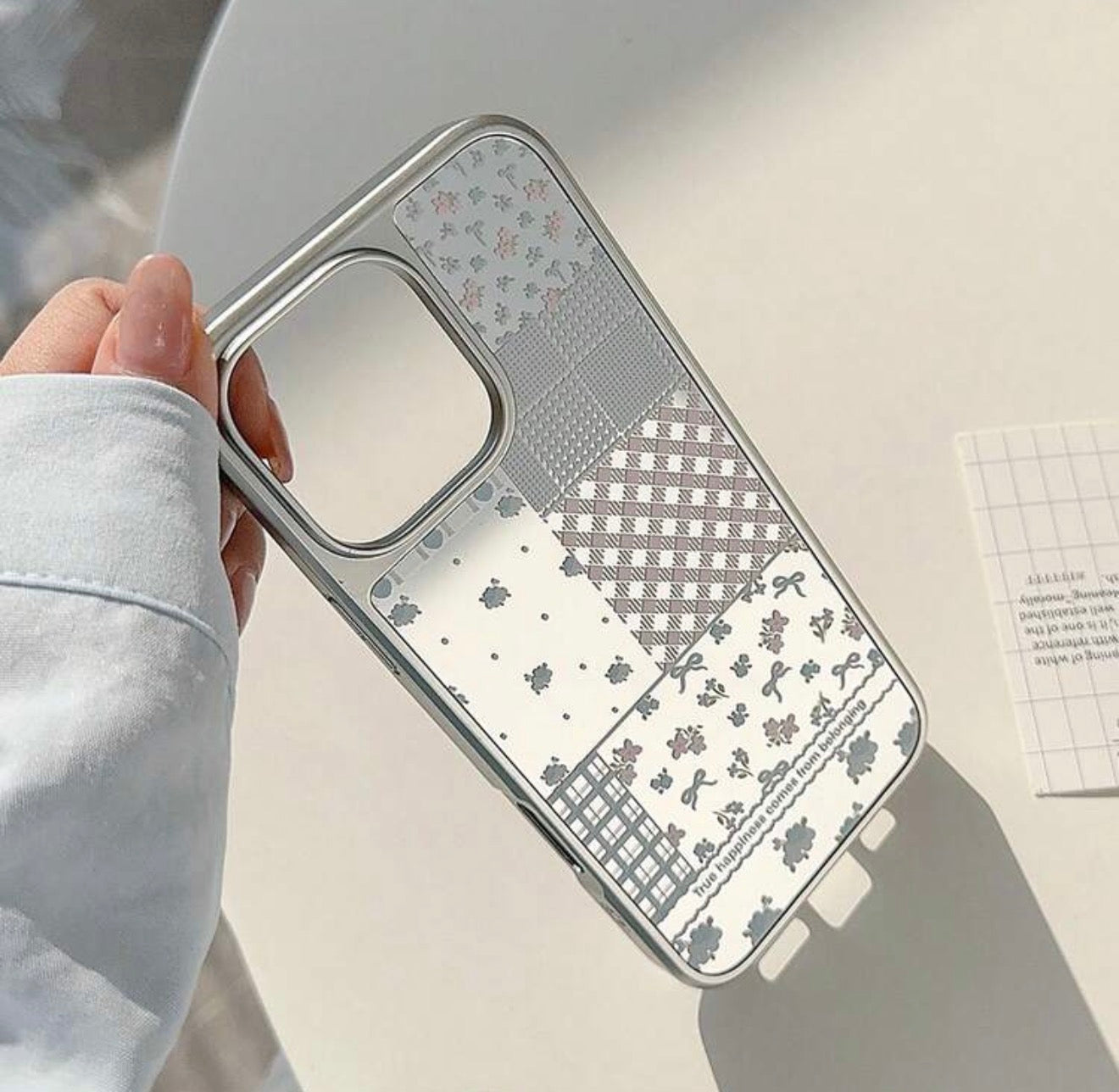 iPhone 13/14 - Floral Mirror Case