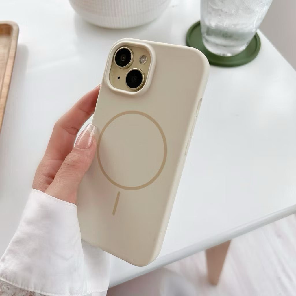 Liquid Silicone Case (MagSafe)