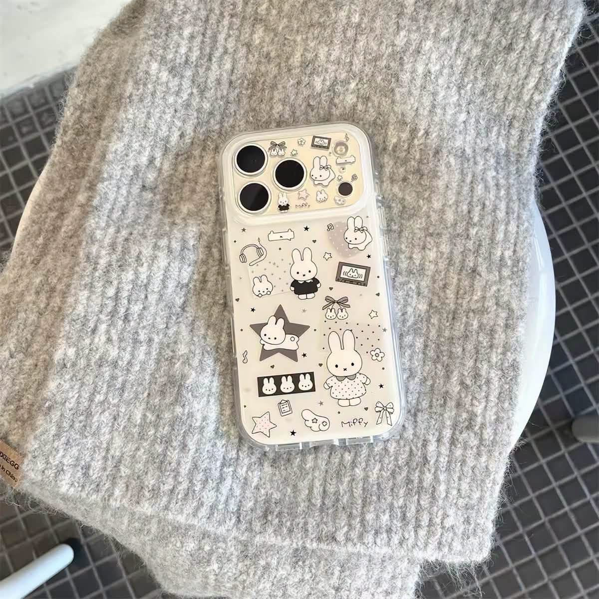 iPhone 17 - Miffy IMD Case (Wide Window)