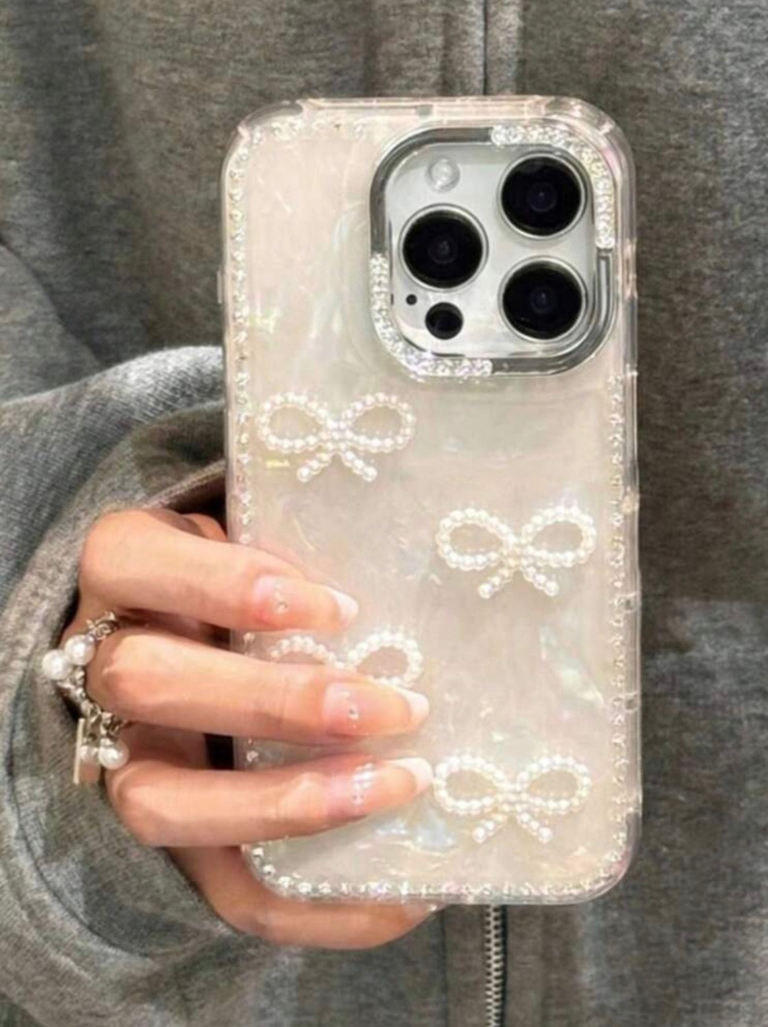 iPhone 15Plus - 3D Pearl Bowknot Shell Case