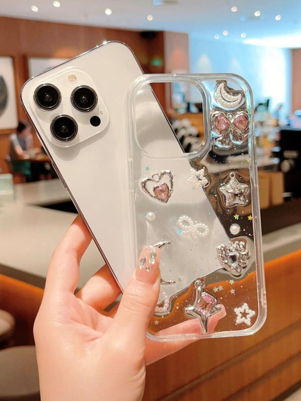 iPhone 17 - 3D Rhinestone Resin Case