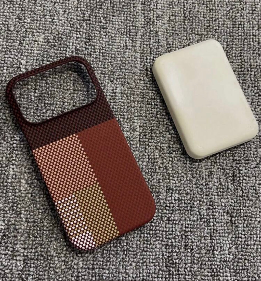 iPhone 17Pro - Magnetic Carbon Case