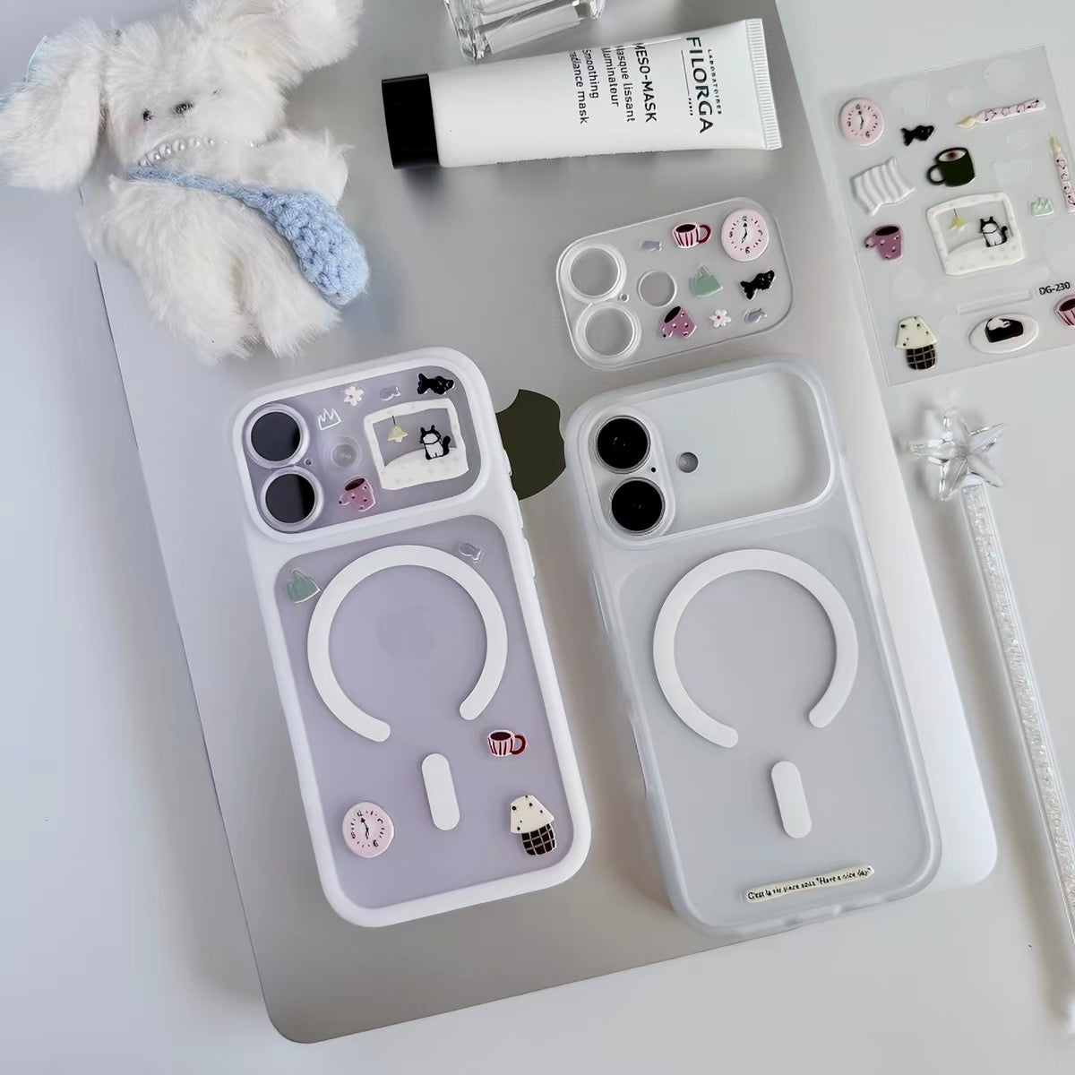 iPhone 15Promax - White Border Case (Wide Window)