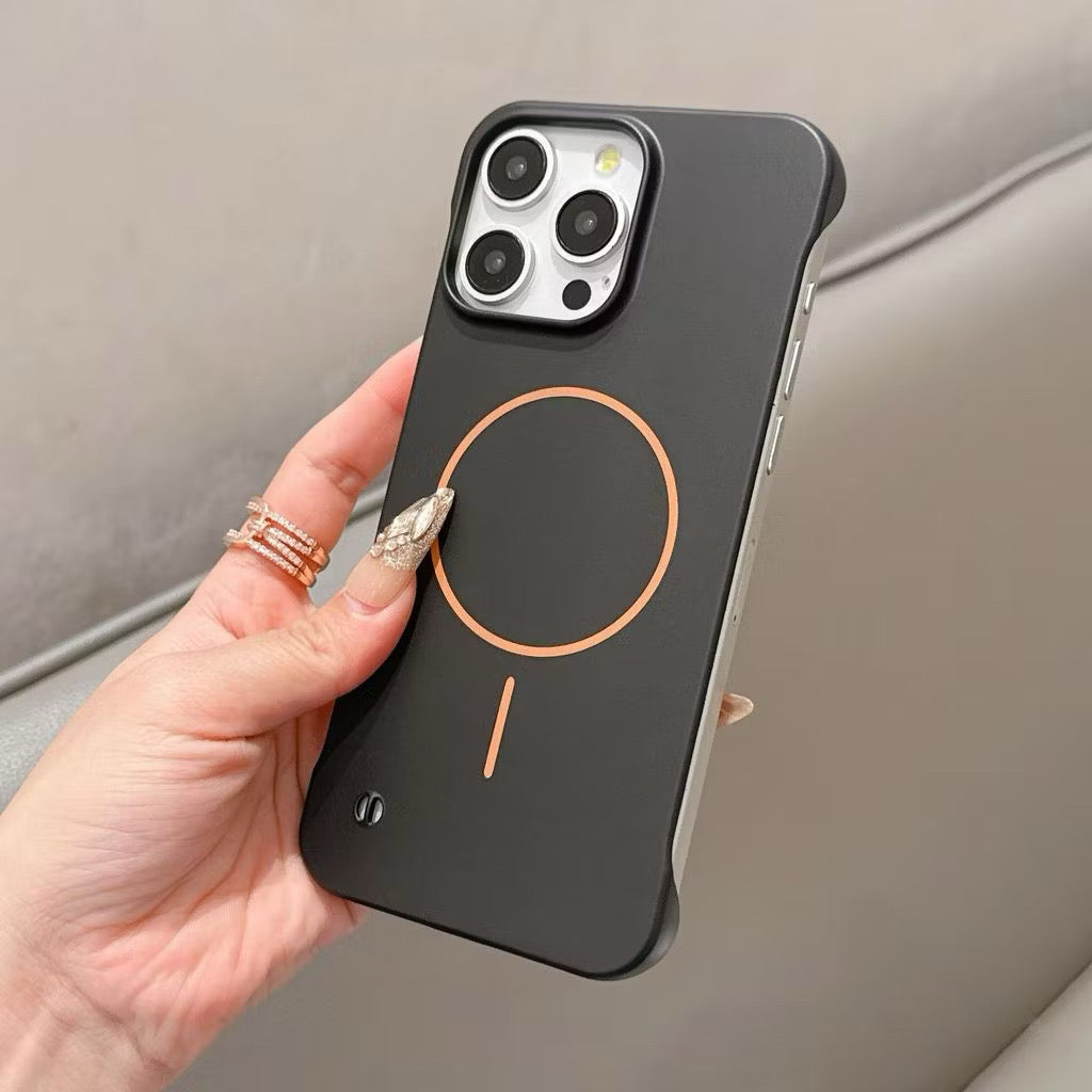iPhone 15 - Black Alloy Case (MagSafe)