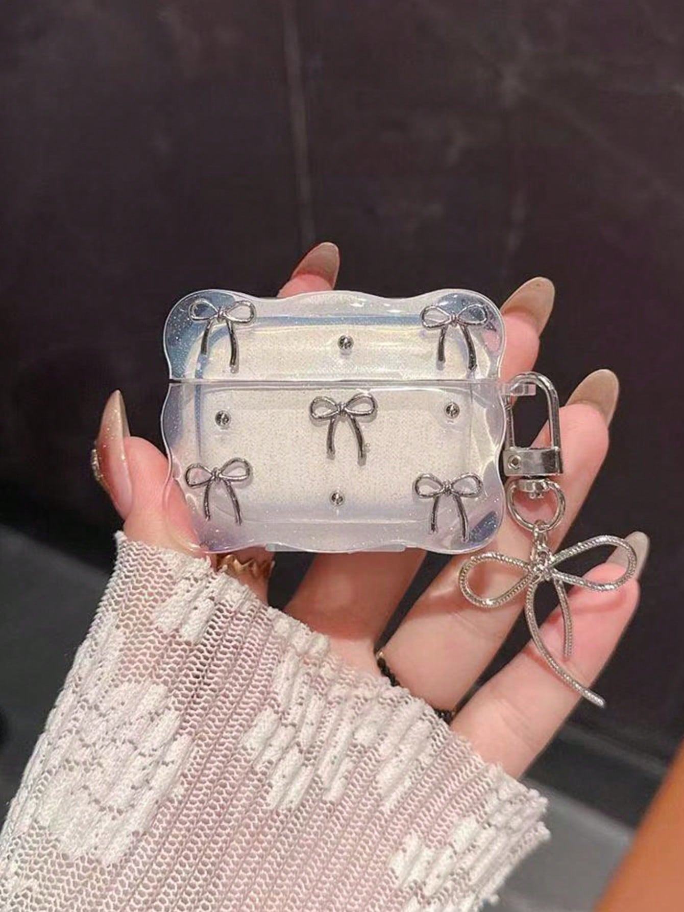 AirPods Case - Silver Bowknot (Wavy)