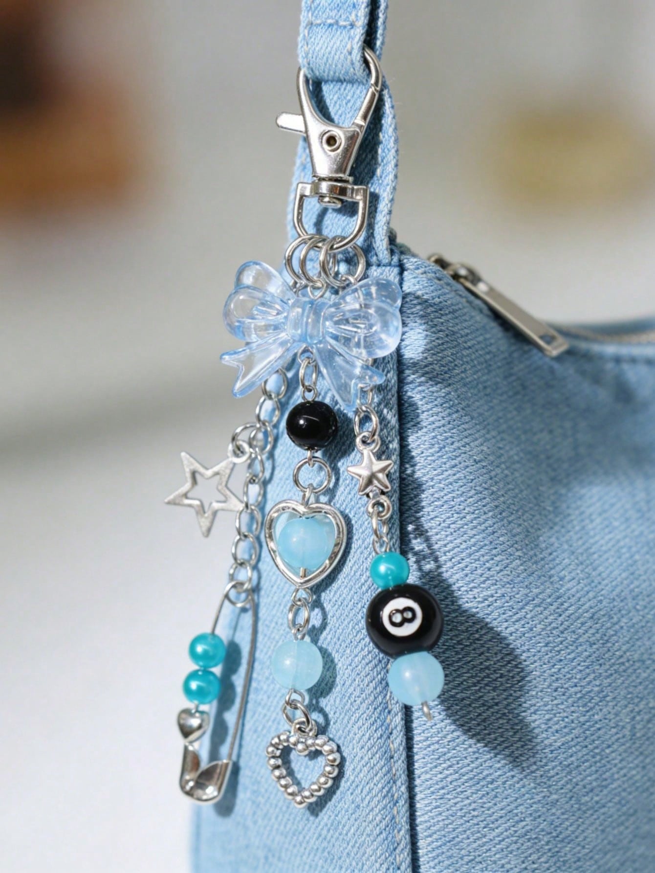 Keychain D-16, Gothic Y2K Charm